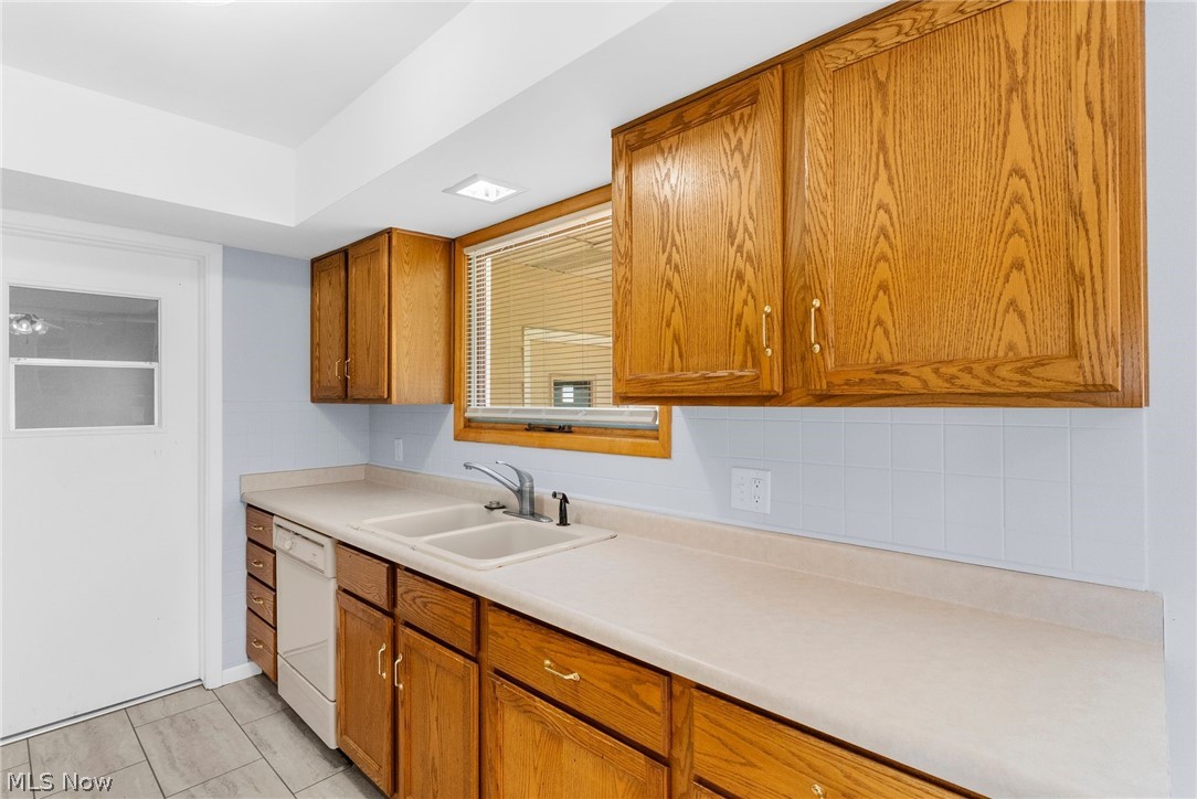 253 Earl Drive Nw Property Photo 14