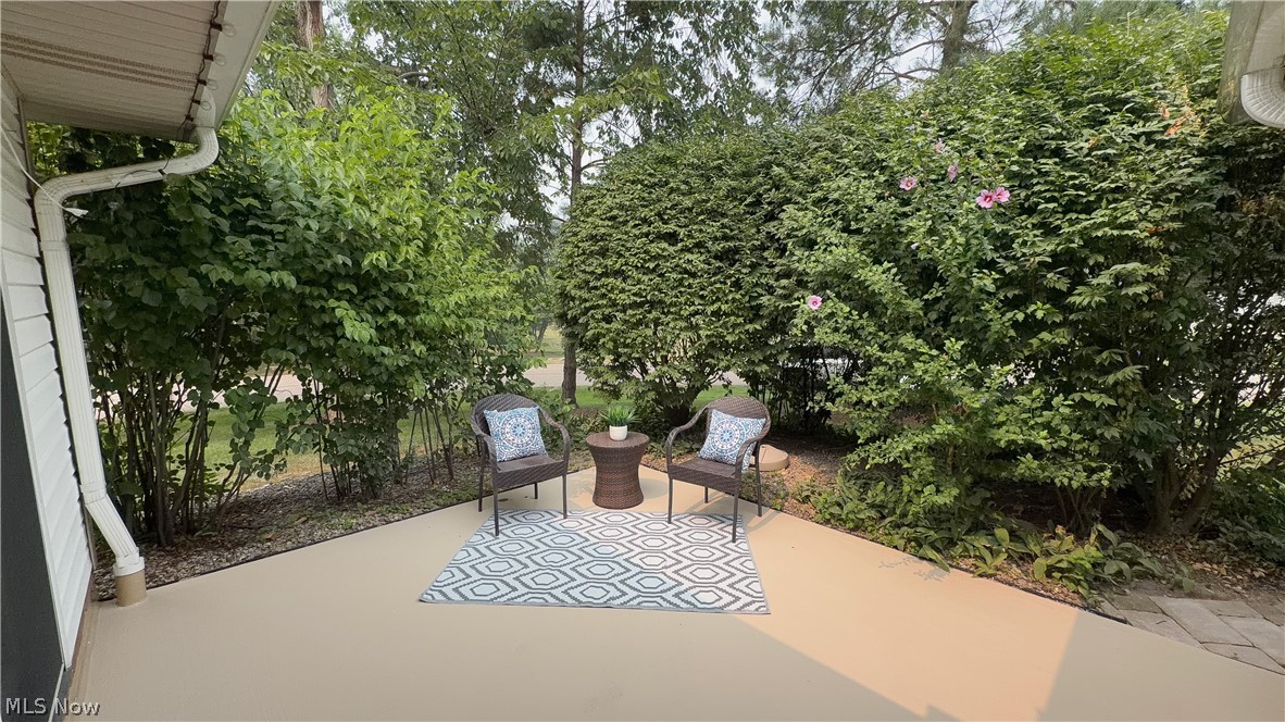 775-6 Hampton Circle Property Photo 34