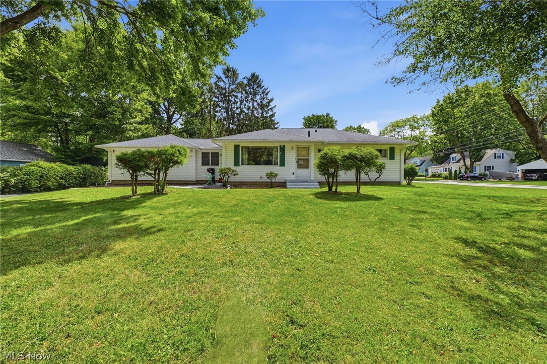 1499 Morris Road Property Photo 1