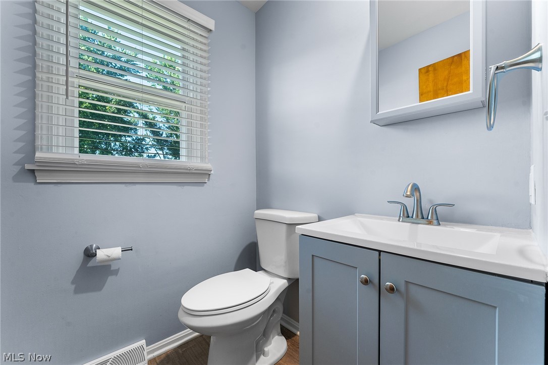 147 Mayflower Drive Property Photo 10