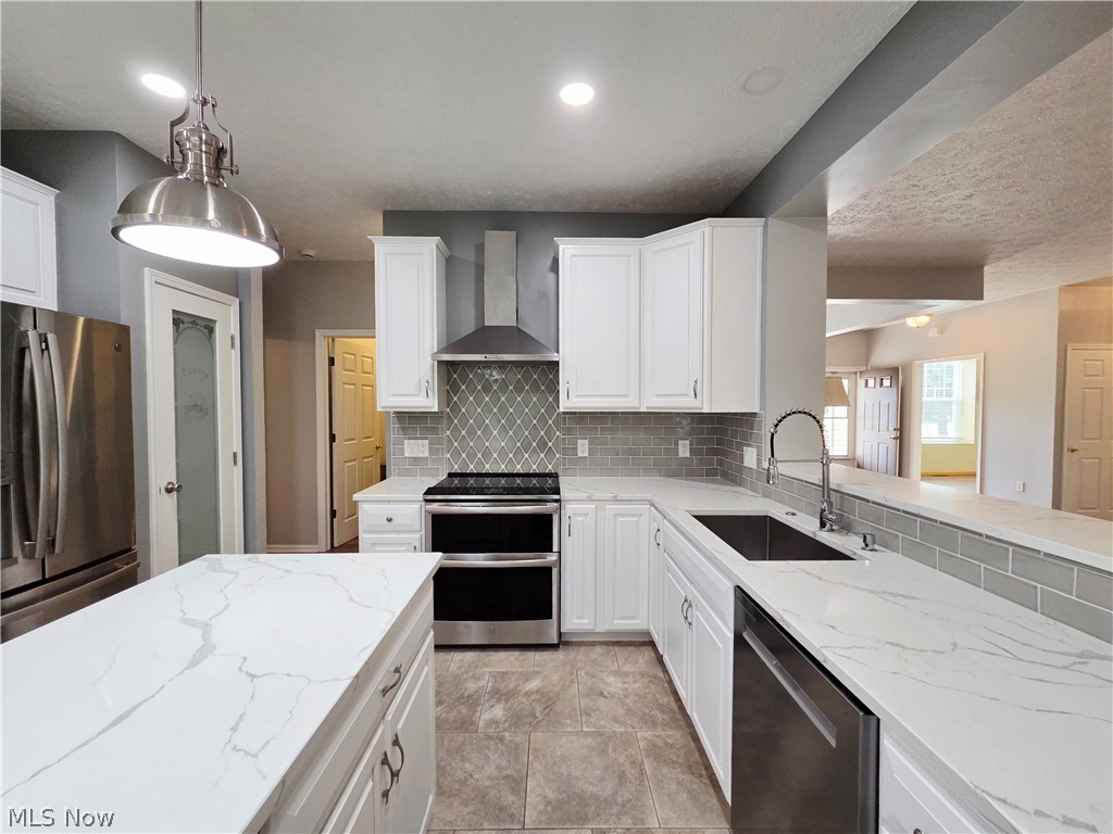 1901 Pembrooke Lane Property Photo 14