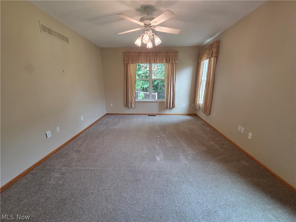 1901 Pembrooke Lane Property Photo 25