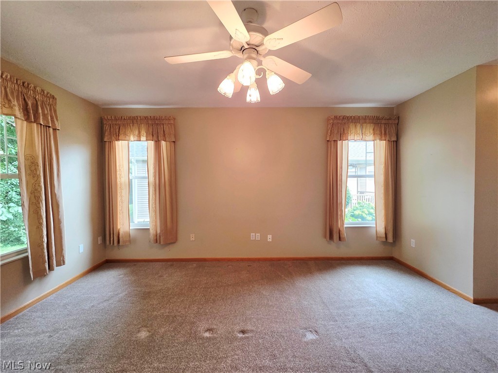 1901 Pembrooke Lane Property Photo 26