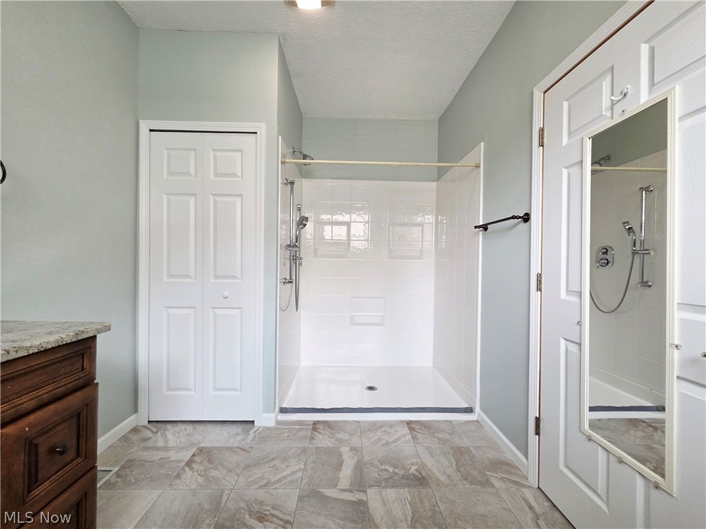 1901 Pembrooke Lane Property Photo 30