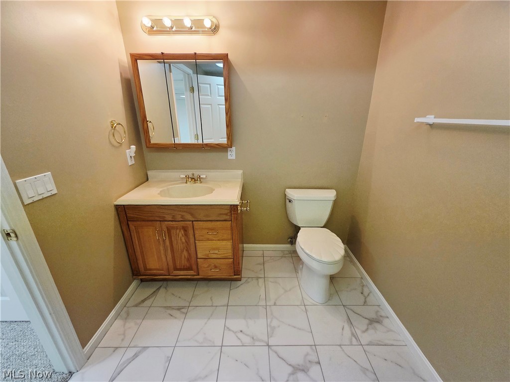 1901 Pembrooke Lane Property Photo 41