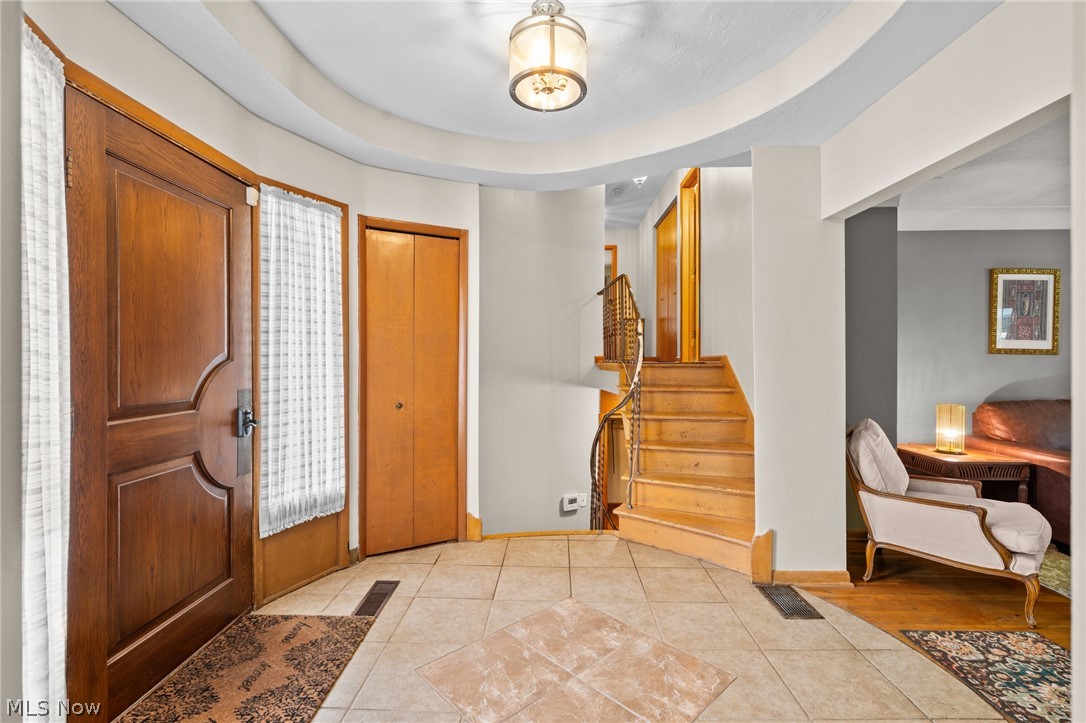 3819 Brainard Road Property Photo 13