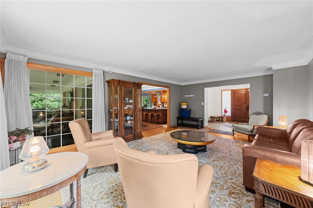 3819 Brainard Road Property Photo 15