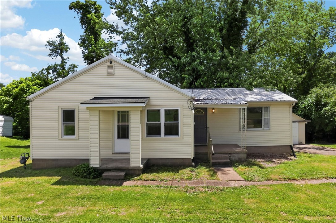 86 Van Sant Street Property Photo 1
