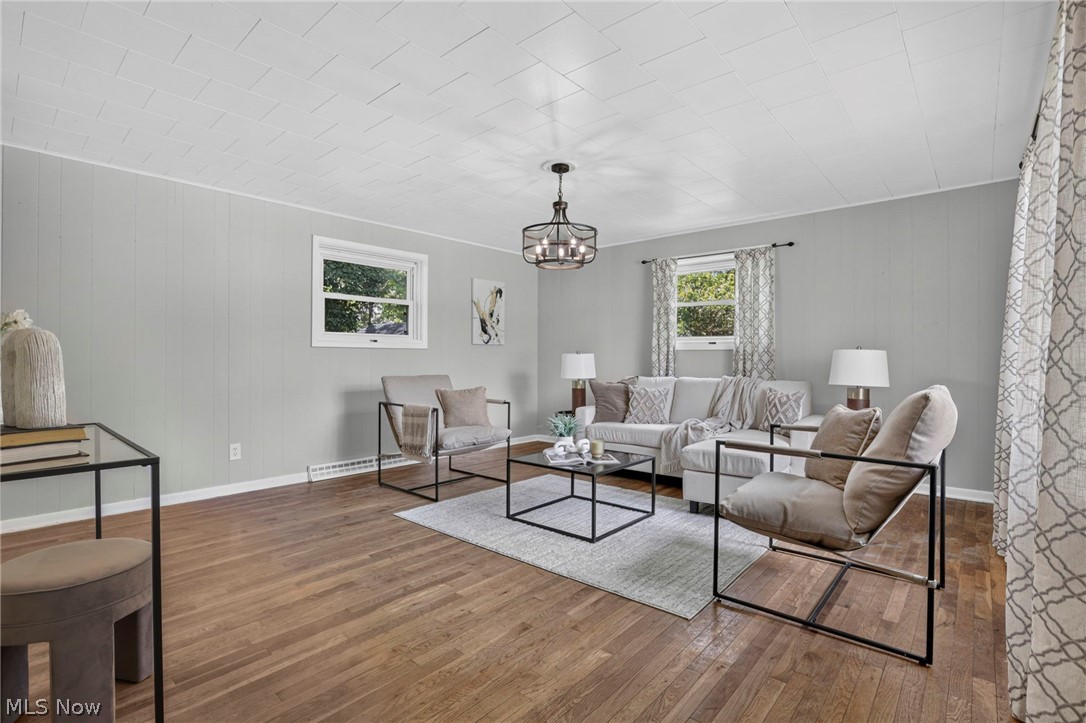 86 Van Sant Street Property Photo 3