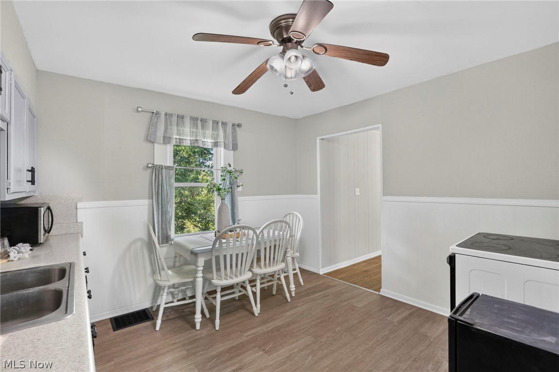86 Van Sant Street Property Photo 7