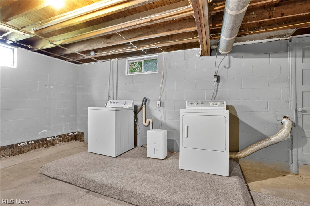 86 Van Sant Street Property Photo 17