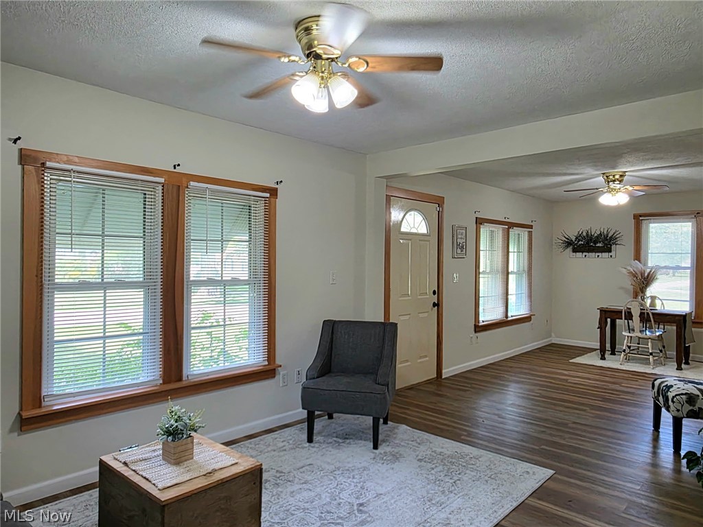 2335 W River Road Property Photo 5