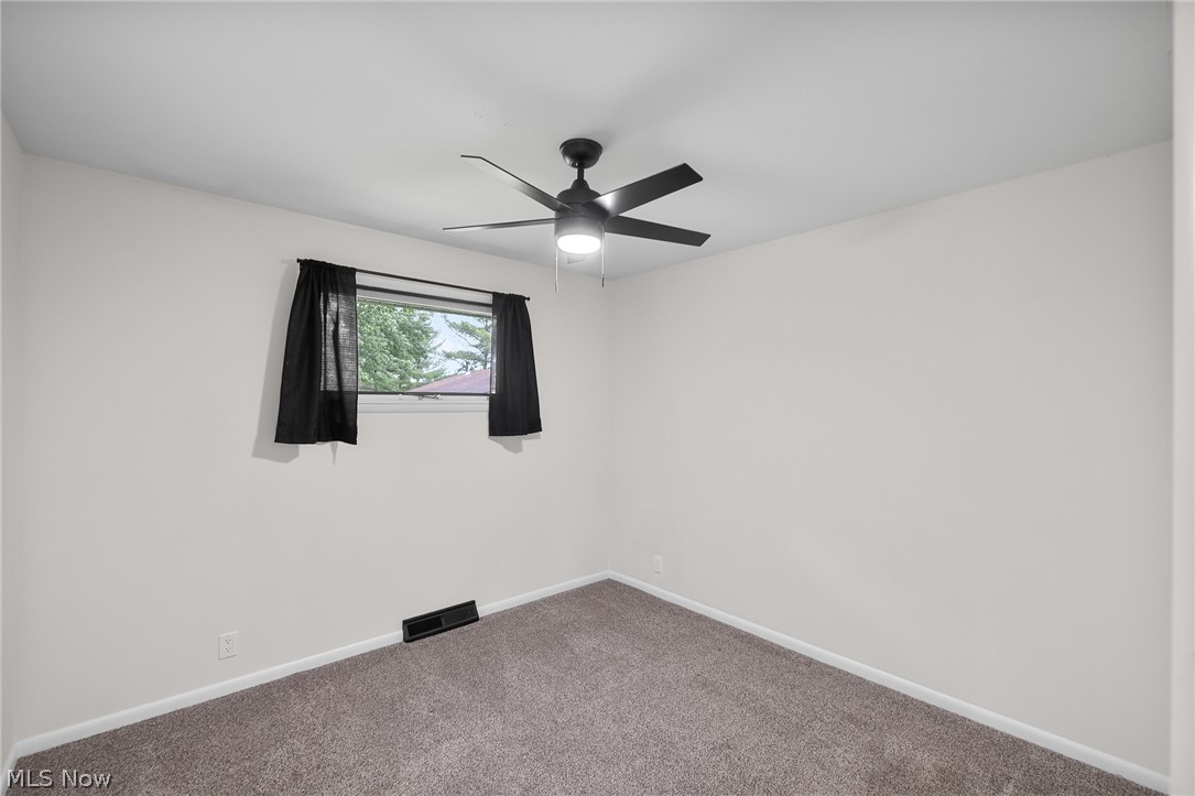 315 West Street Property Photo 17