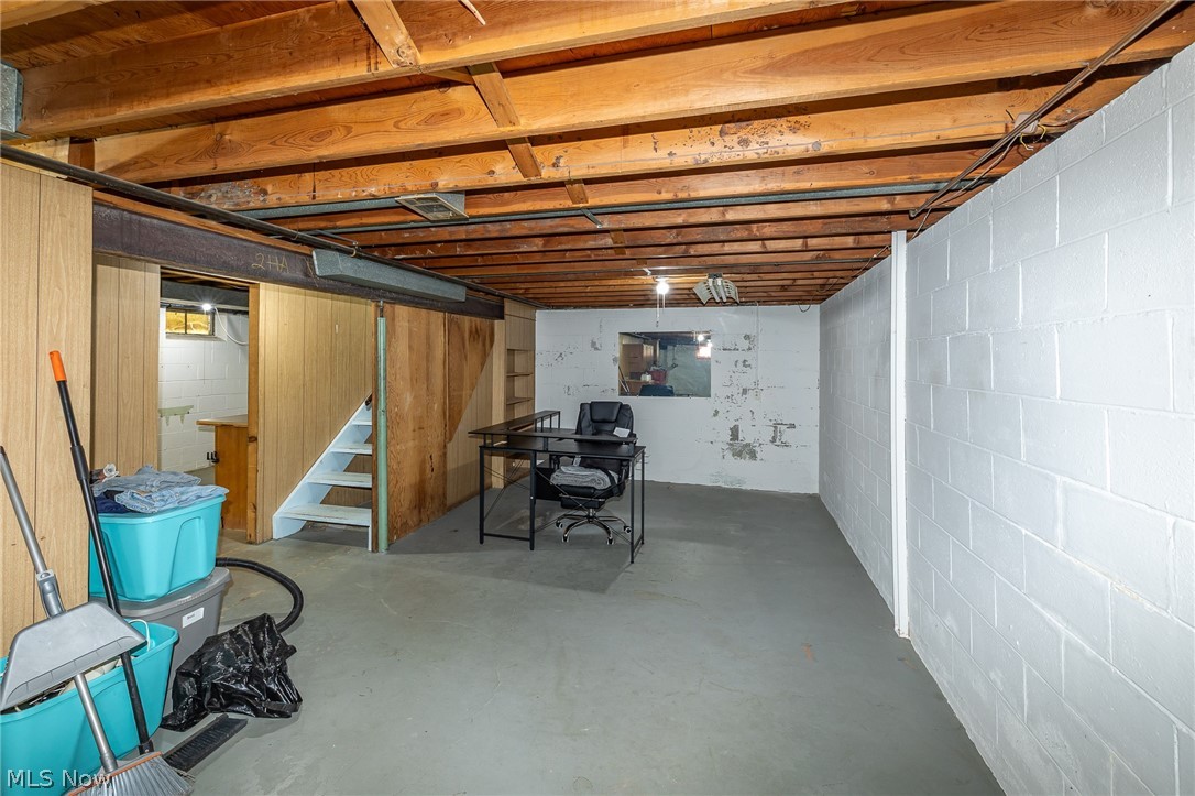 315 West Street Property Photo 25