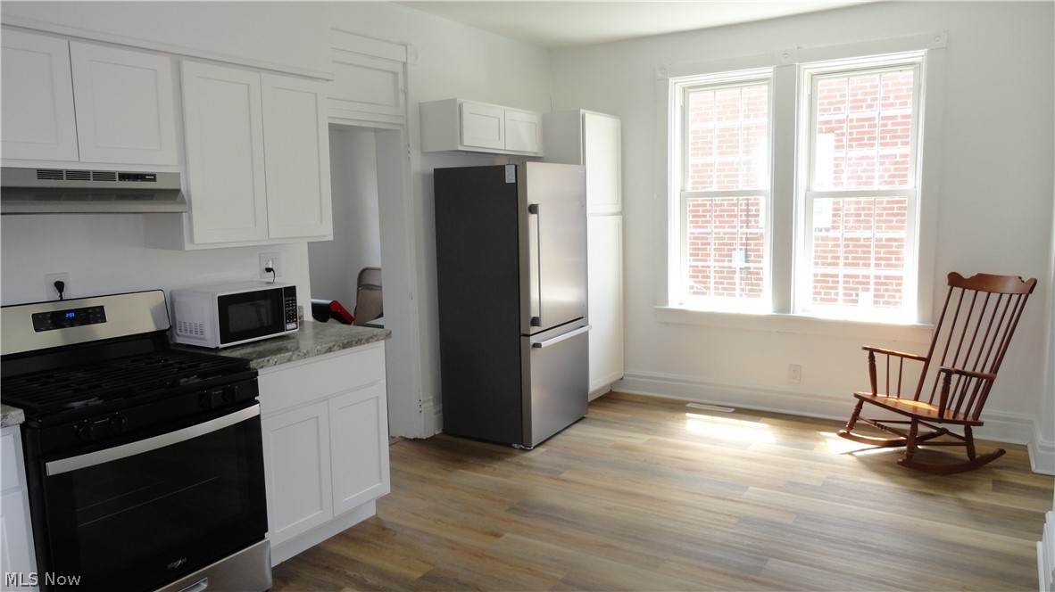 128 Columbia Property Photo 17