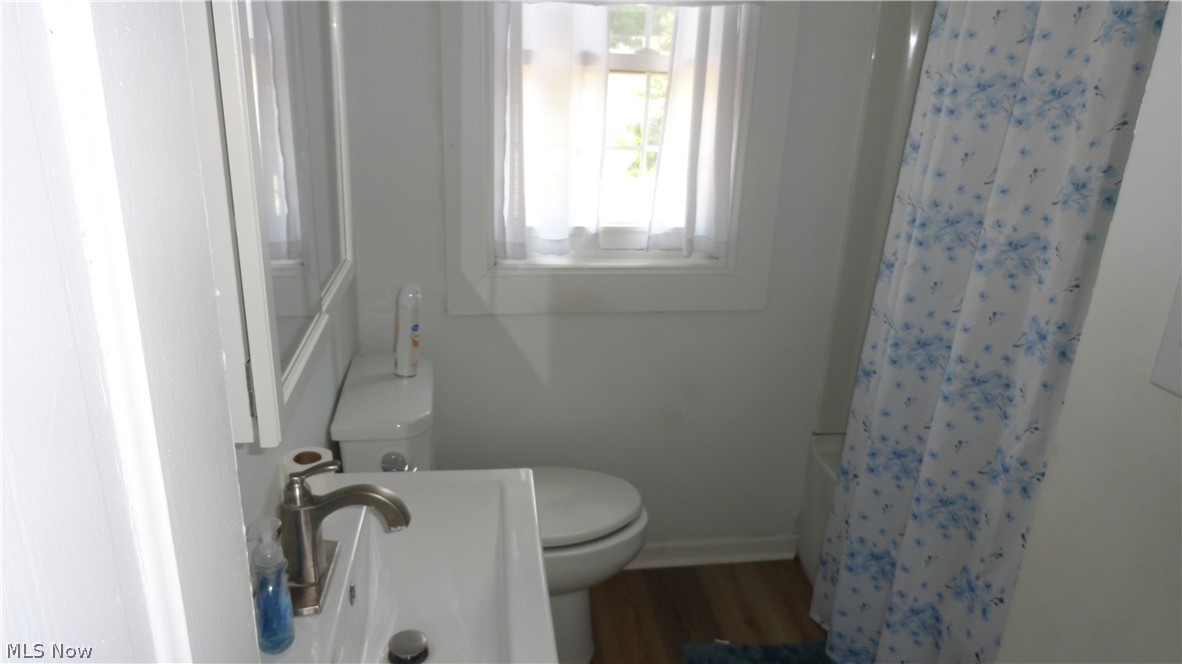 128 Columbia Property Photo 22
