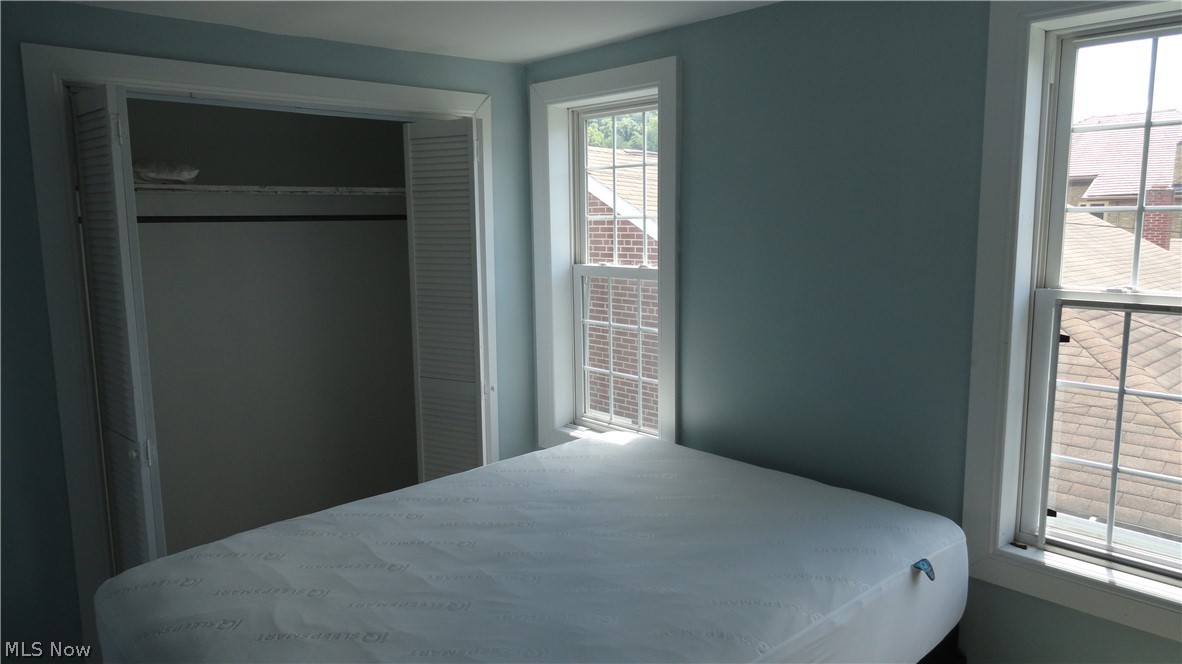 128 Columbia Property Photo 27