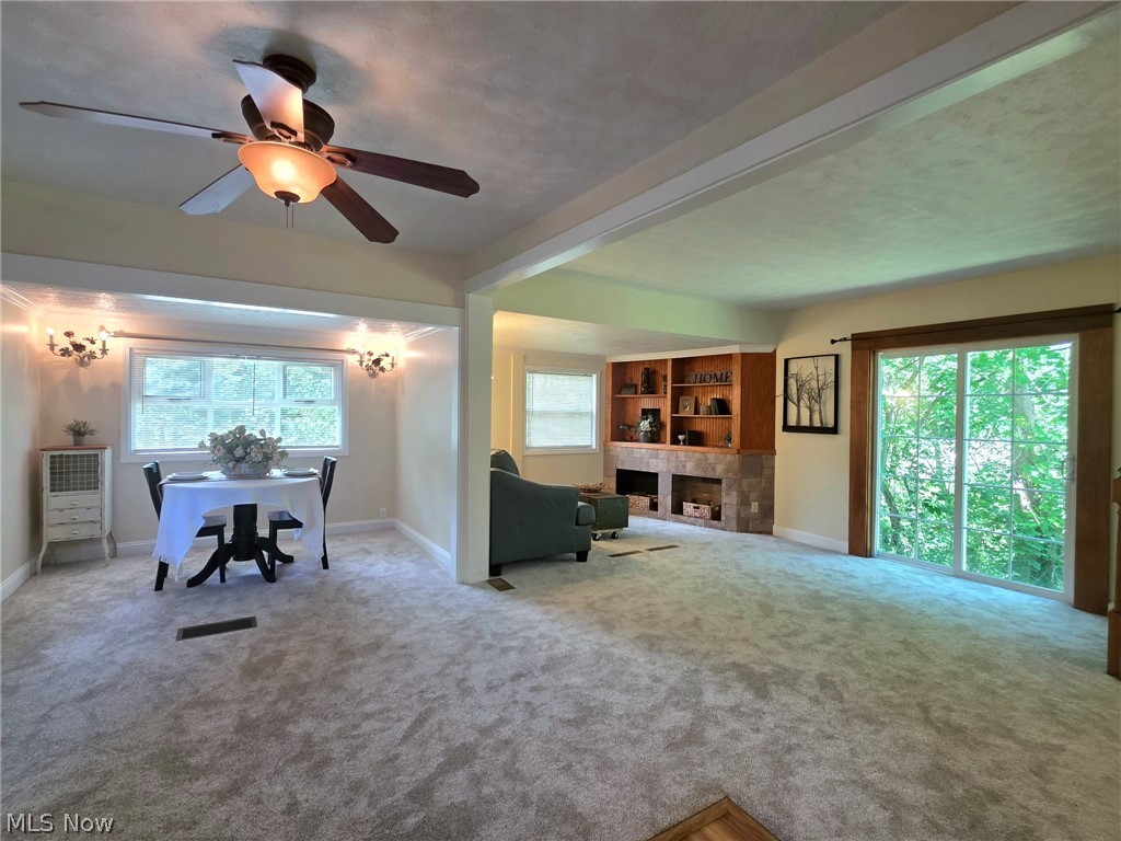 398 N Chillicothe Road Property Photo 4
