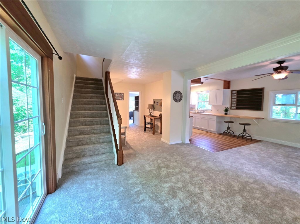 398 N Chillicothe Road Property Photo 5