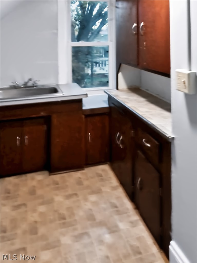 1382 E 188th Street Property Photo 28