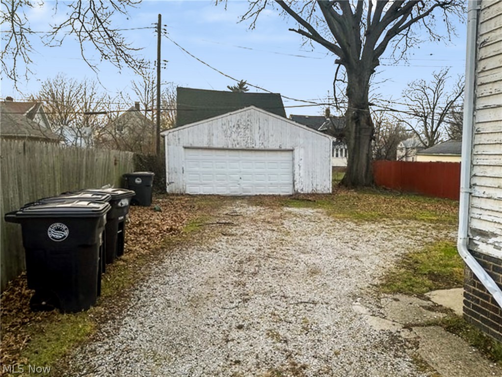 1382 E 188th Street Property Photo 33