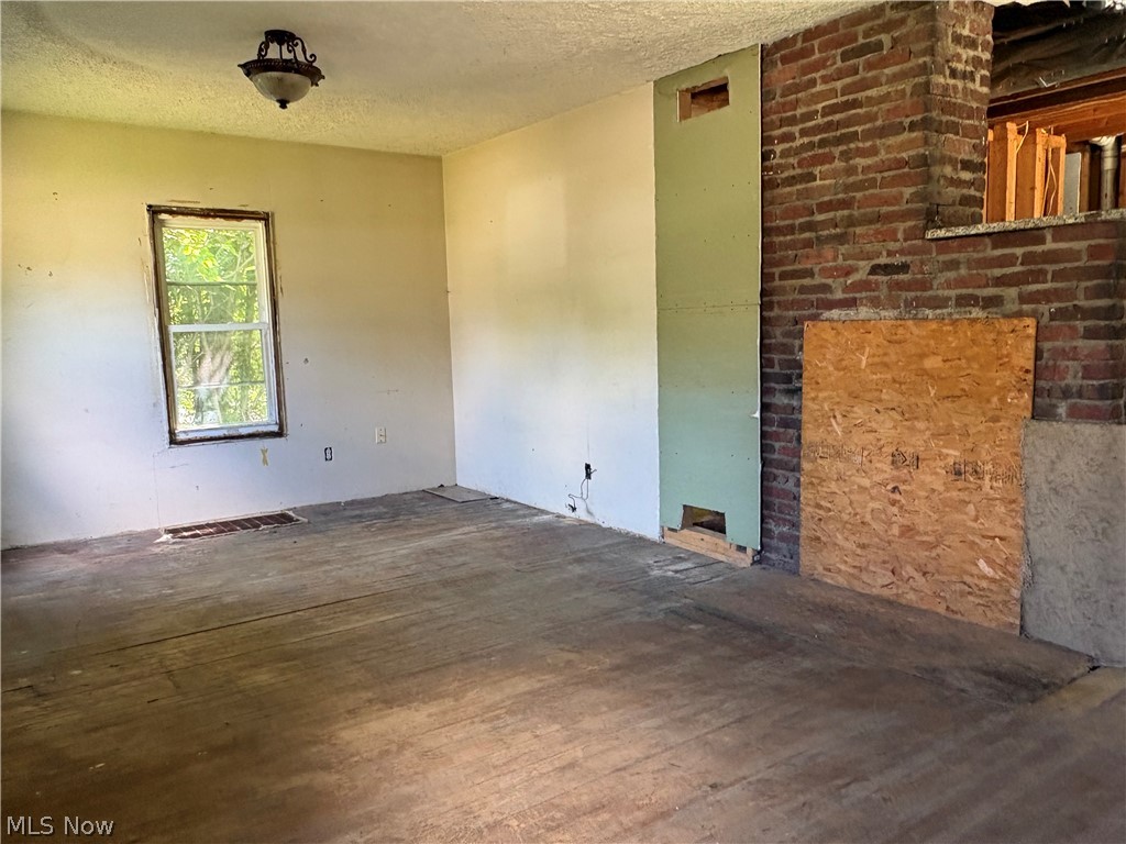 2388 Copley Road Property Photo 12