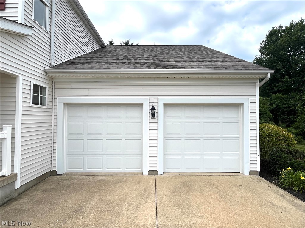 1205 E Mallard Drive Property Photo 8