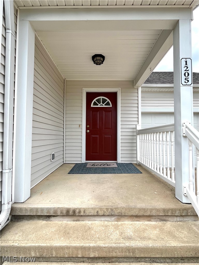 1205 E Mallard Drive Property Photo 10