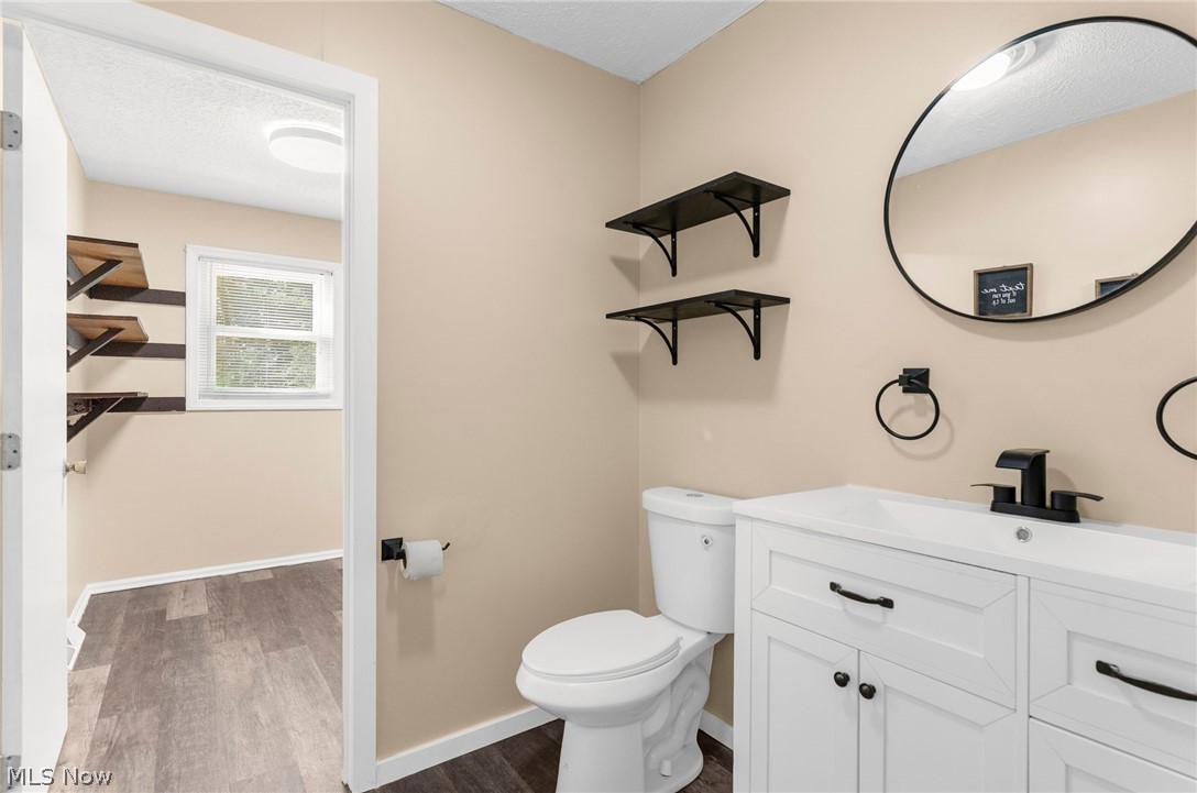 511 Stoneybrook Lane Property Photo 24
