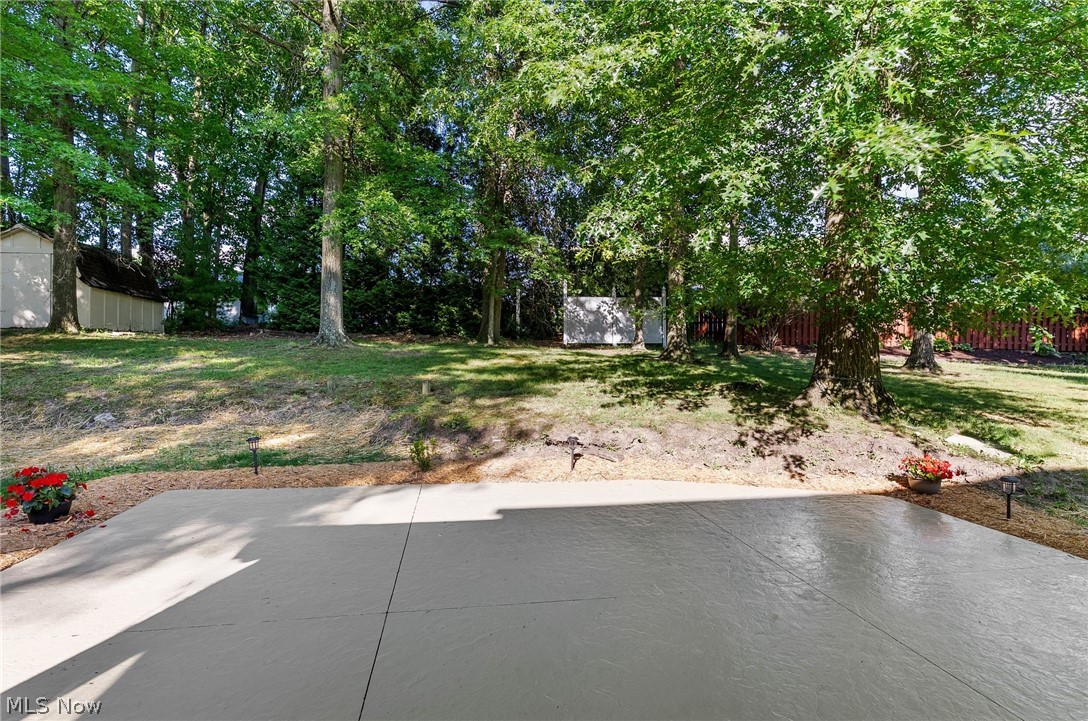 511 Stoneybrook Lane Property Photo 35