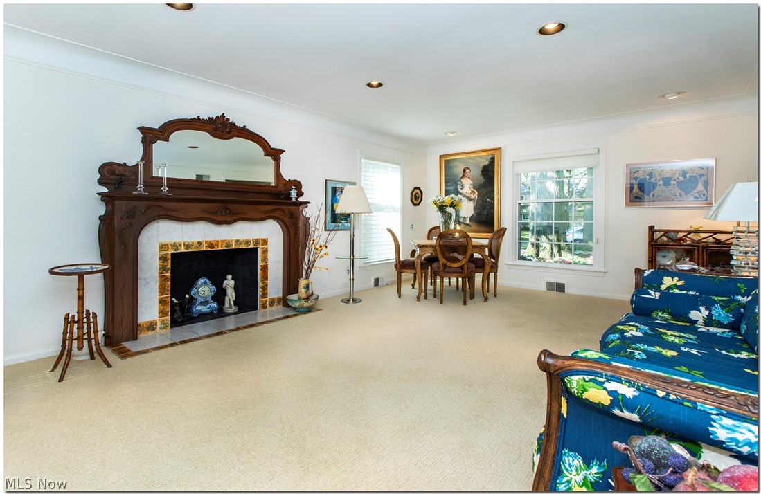 2677 Rocklyn Road Property Photo 2