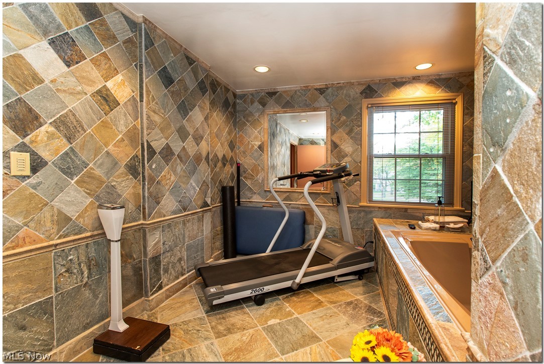 2677 Rocklyn Road Property Photo 26