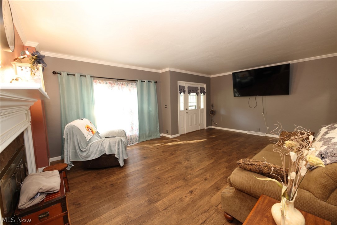 50 Hillcrest Manor Drive Property Photo 7