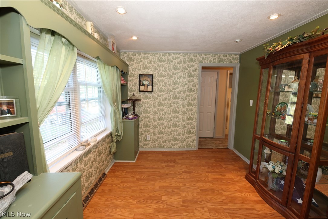 50 Hillcrest Manor Drive Property Photo 13