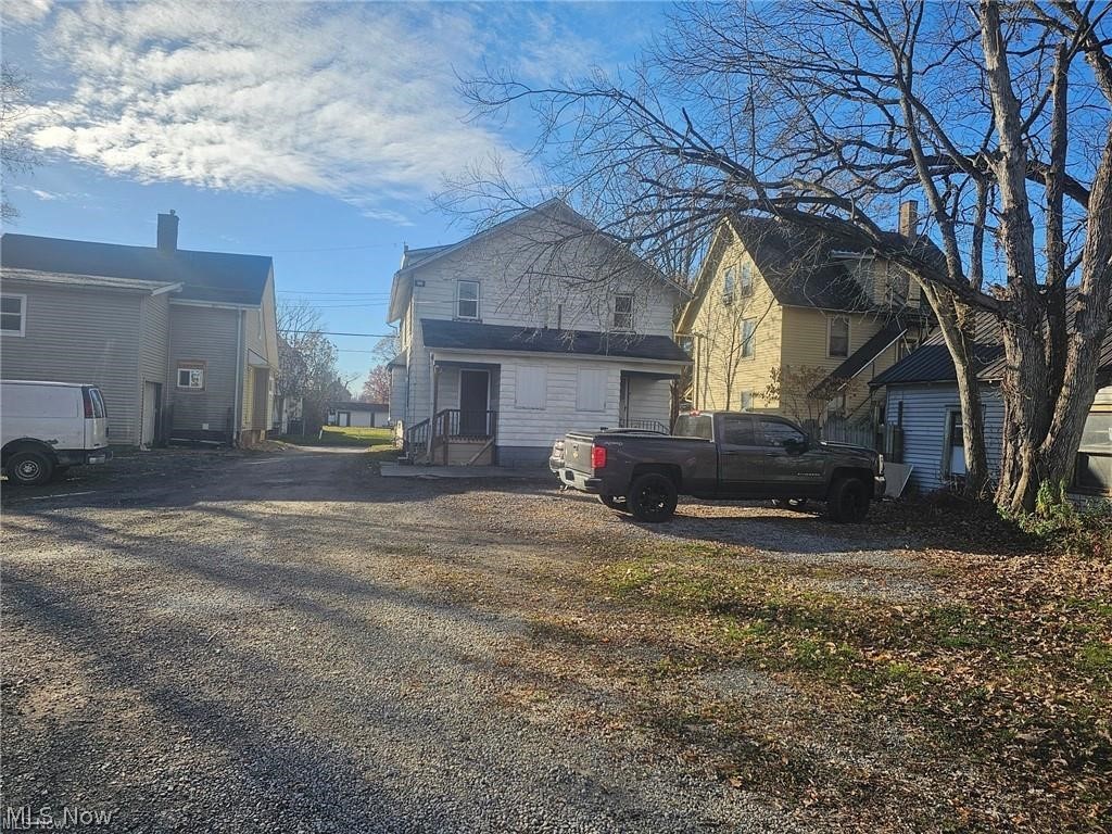 846 Hunter Street Property Photo 3