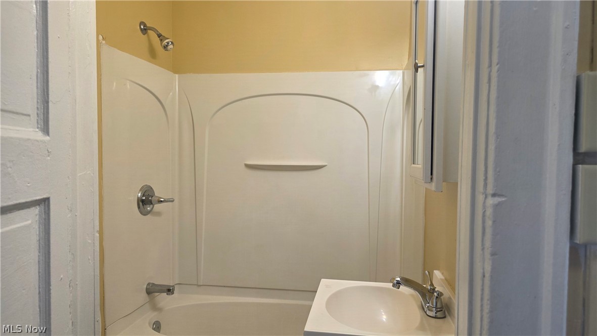 846 Hunter Street Property Photo 18