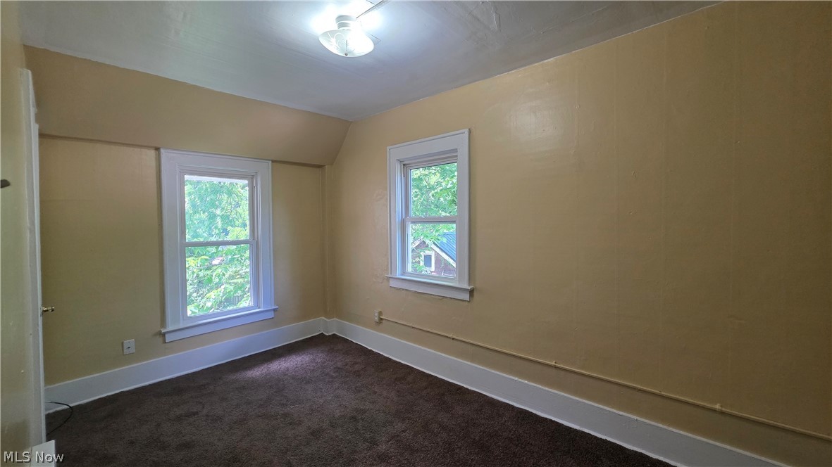 846 Hunter Street Property Photo 23
