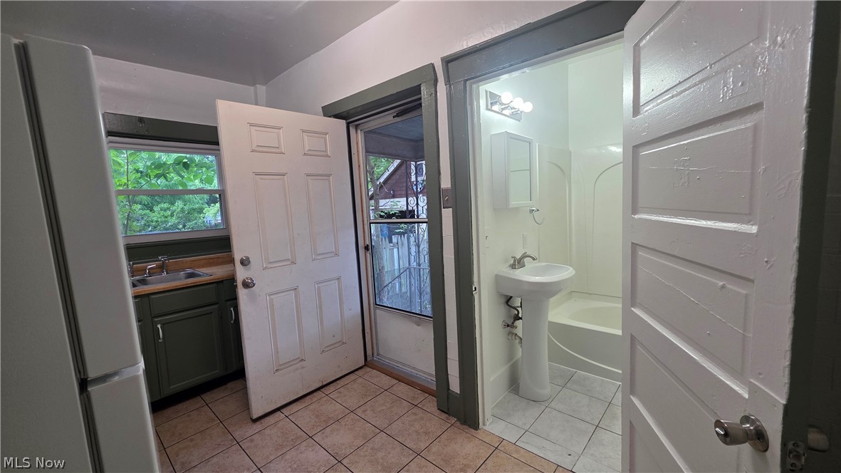846 Hunter Street Property Photo 36