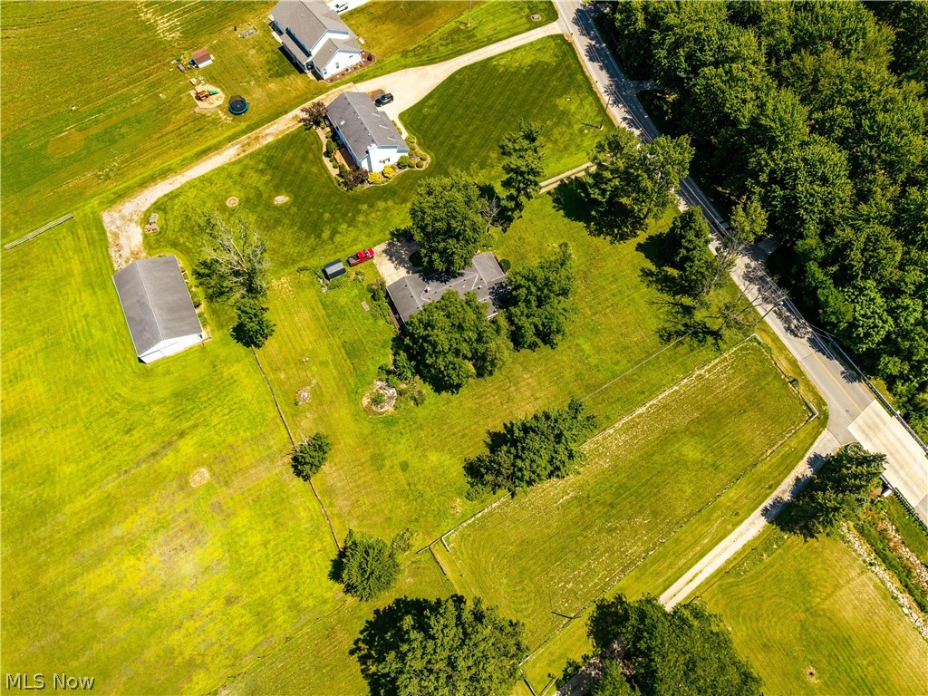 8134 Oberlin Road Property Photo 10