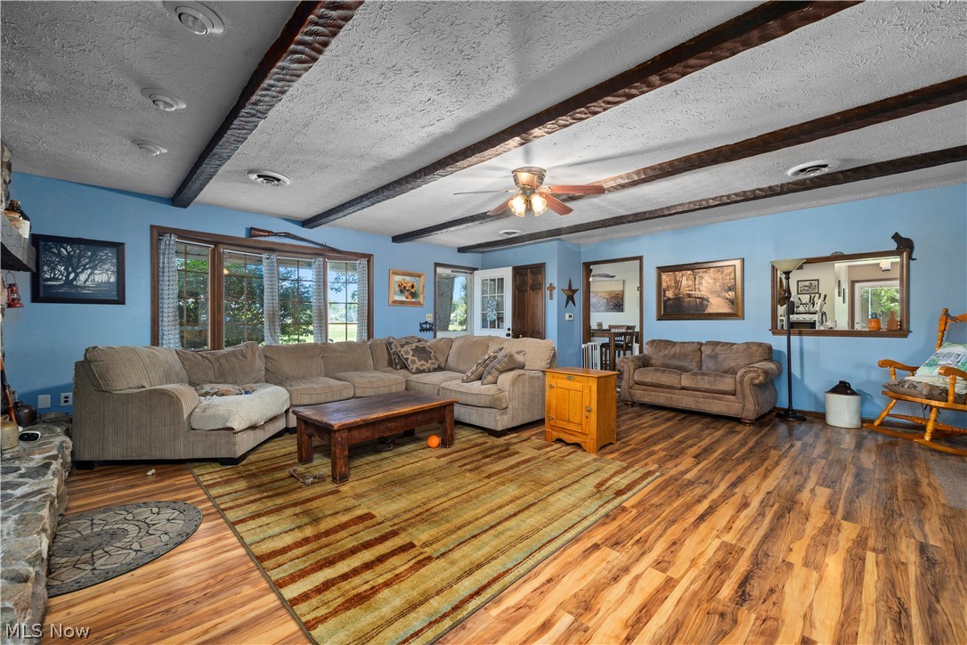 8134 Oberlin Road Property Photo 17