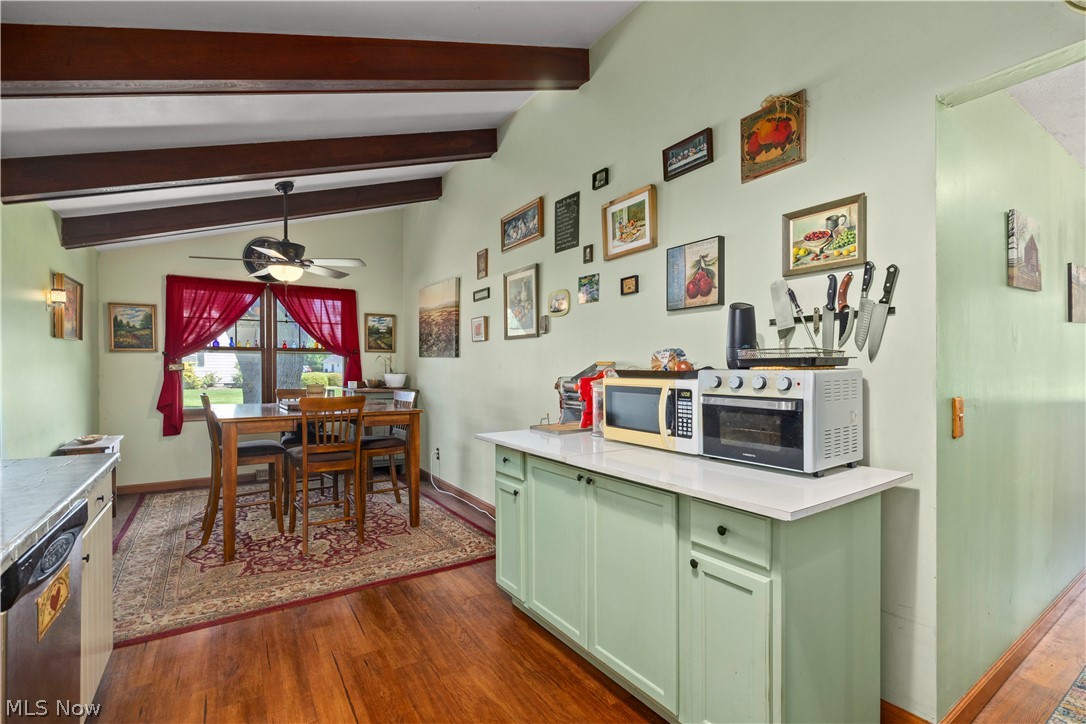 8134 Oberlin Road Property Photo 21