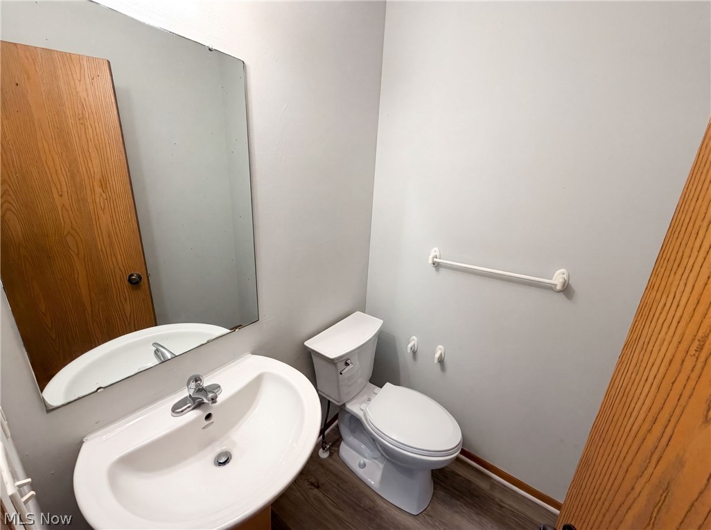 1004 Bellows Street Property Photo 11