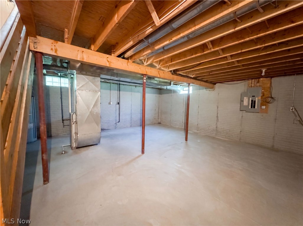 1004 Bellows Street Property Photo 12