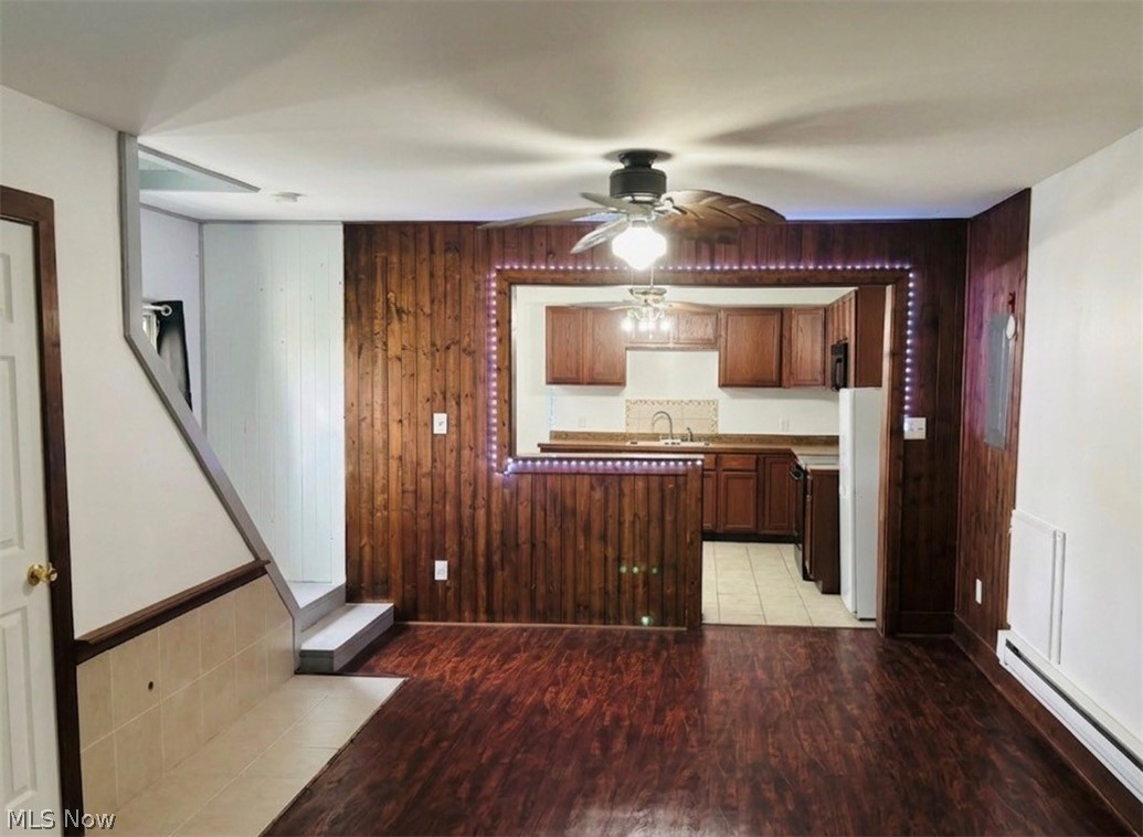 1614 E 49th Street Property Photo 10