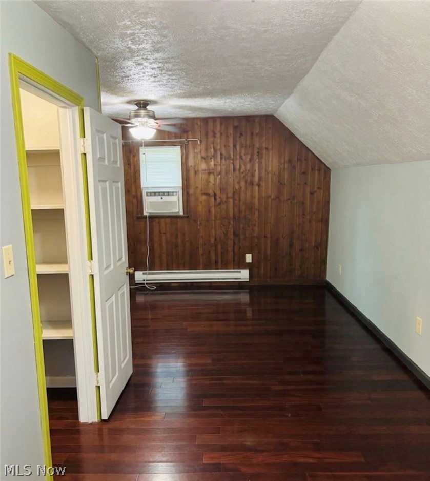 1614 E 49th Street Property Photo 13