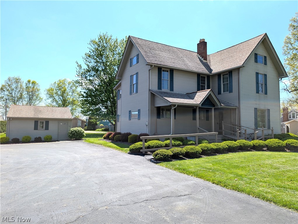 17991 Mahoning Avenue Property Photo 1