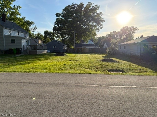 206 Oakwood Drive Property Photo 1
