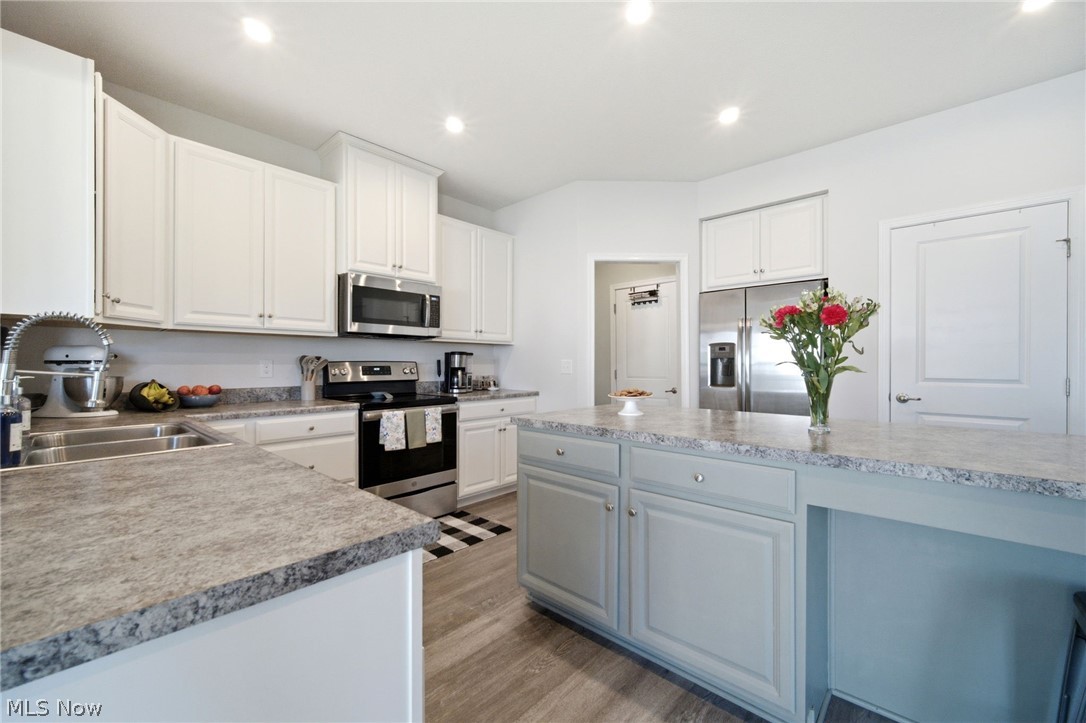 6240 Tyndale Lane Property Photo 11