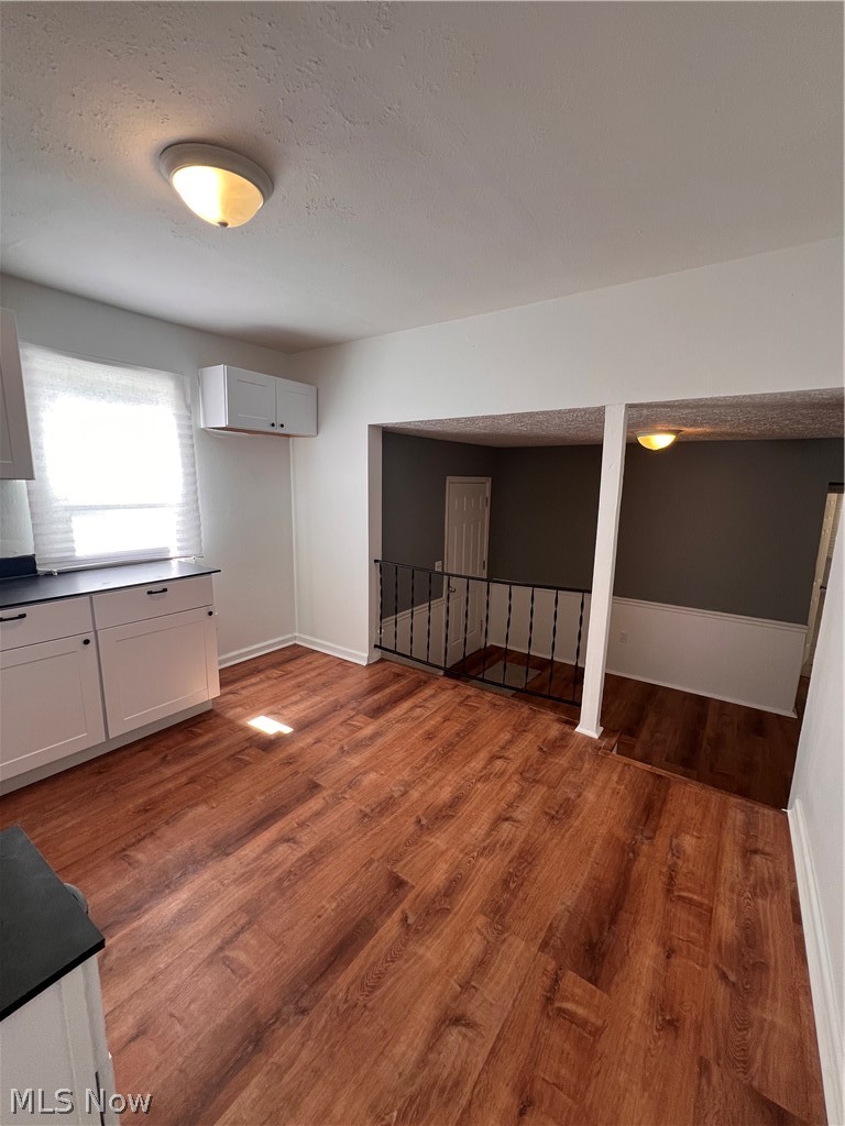 1093 Joy Avenue Property Photo 5