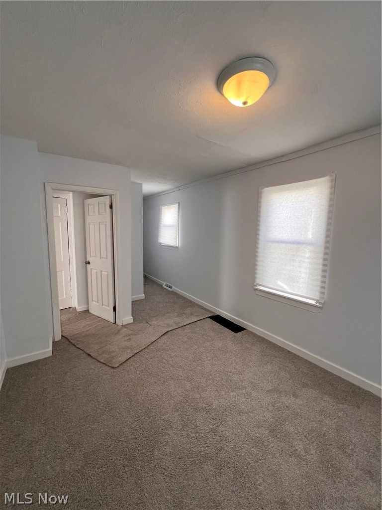 1093 Joy Avenue Property Photo 7